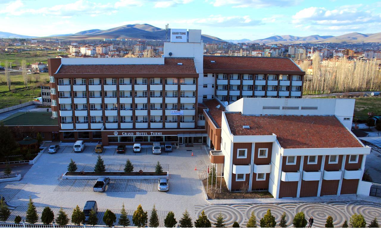 Grand Terme Hotel Kirsehir Bagian luar foto