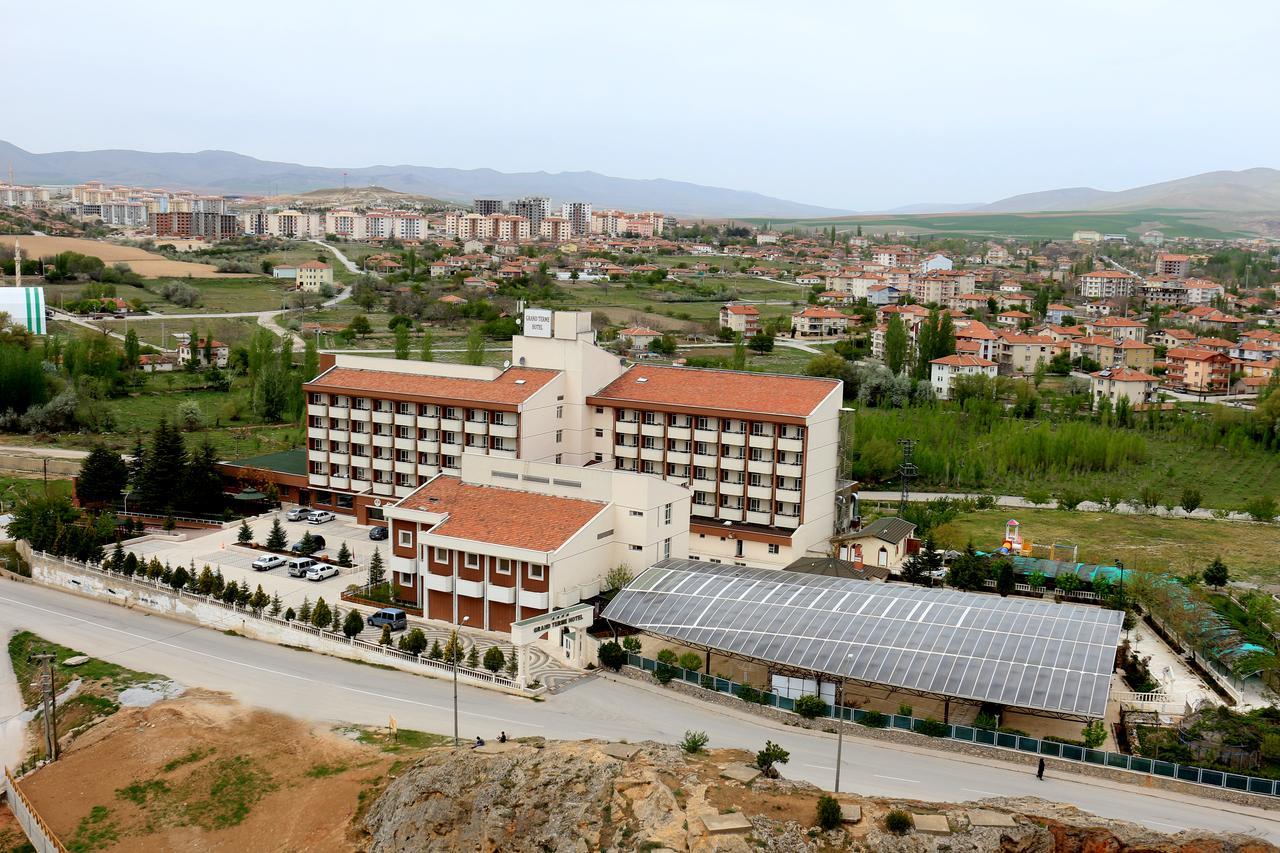 Grand Terme Hotel Kirsehir Bagian luar foto